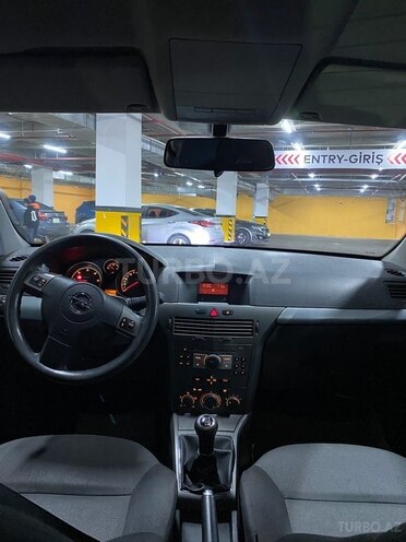 Opel Astra 2005, 235,000 km - 1.3 л - Gəncə