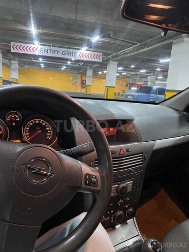Opel Astra 2005, 235,000 km - 1.3 л - Gəncə