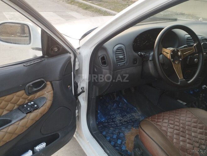 Daewoo Nubira 1999, 324,560 km - 1.6 l - Bakı