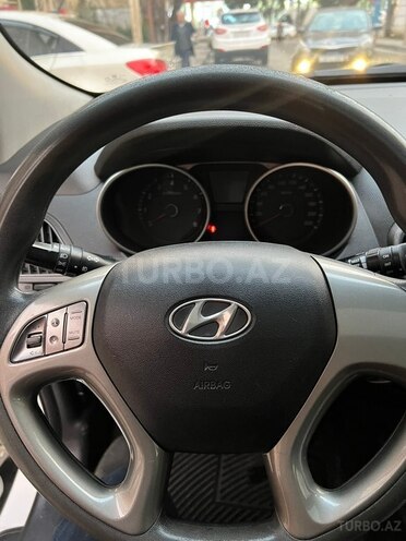 Hyundai ix35 2013, 200,000 km - 2.0 l - Bakı