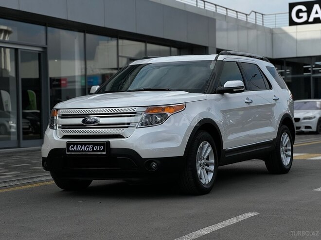 Ford Explorer