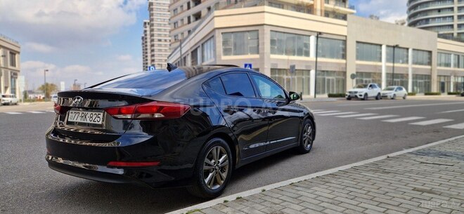 Hyundai Elantra 2017, 83,000 km - 2.0 l - Bakı