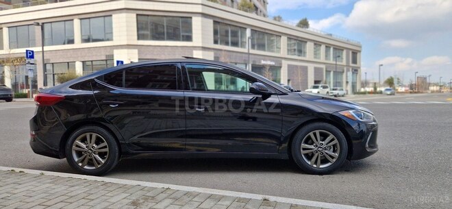 Hyundai Elantra 2017, 83,000 km - 2.0 l - Bakı
