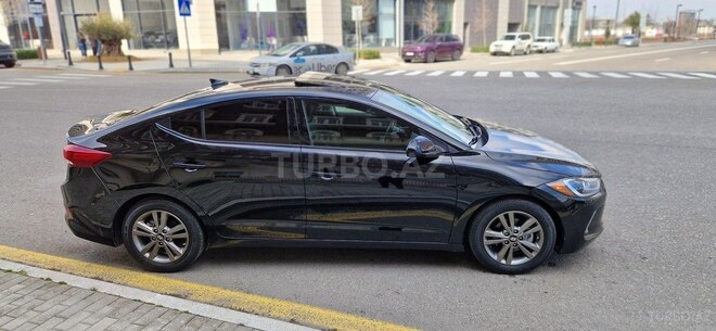 Hyundai Elantra 2017, 83,000 km - 2.0 l - Bakı