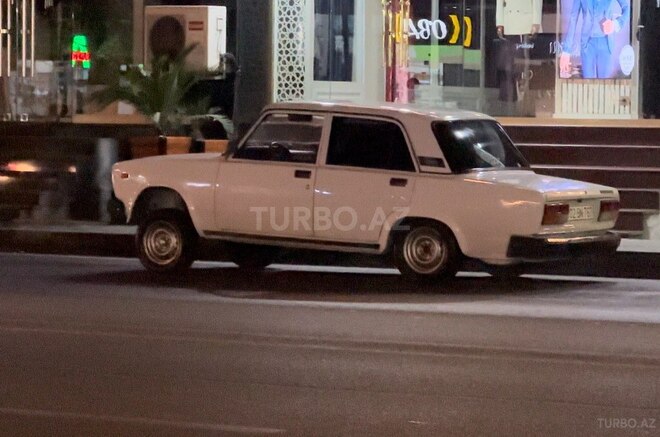 LADA (VAZ) 2107 2004, 99,000 km - 1.6 l - Bakı