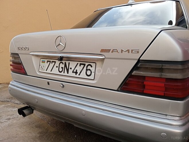 Mercedes E 220 1994, 340,000 km - 2.2 l - Bakı