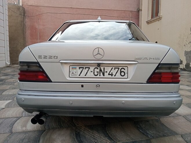 Mercedes E 220 1994, 340,000 km - 2.2 l - Bakı