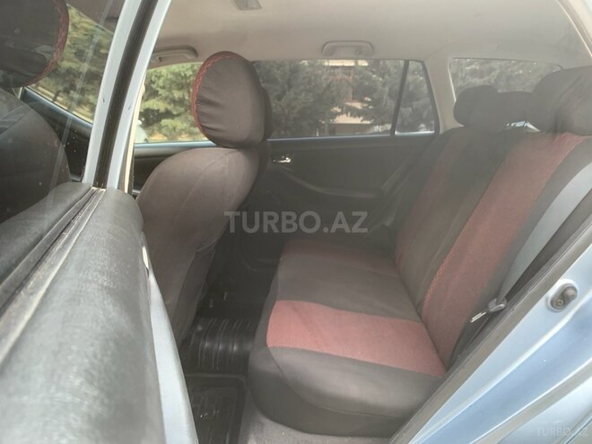 Toyota Corolla 2005, 199,000 km - 1.4 l - Bakı
