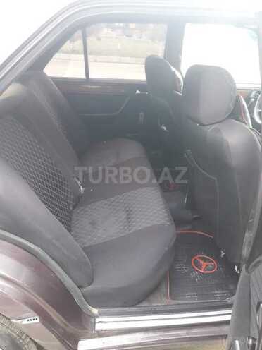 Mercedes E 300 1993, 320,000 km - 3.0 л - Bakı