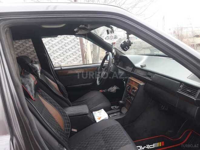 Mercedes E 300 1993, 320,000 km - 3.0 л - Bakı