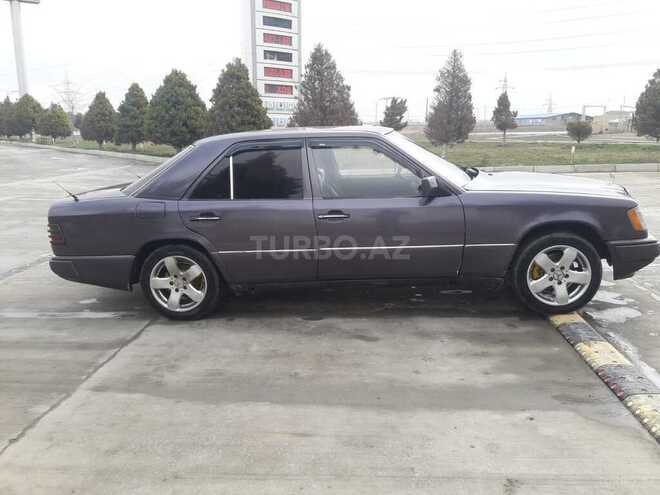 Mercedes E 300 1993, 320,000 km - 3.0 л - Bakı