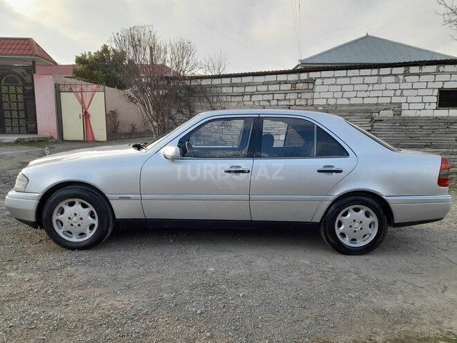 Mercedes C 220 1994, 508,697 km - 2.2 л - Qazax