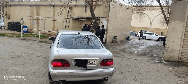 Mercedes E 240 1999, 404,000 km - 2.4 l - Bakı