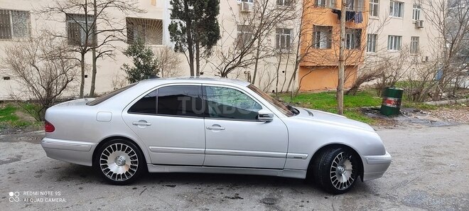 Mercedes E 240 1999, 404,000 km - 2.4 l - Bakı