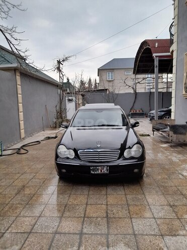 Mercedes C 240 2003, 300,000 km - 2.4 l - Bakı