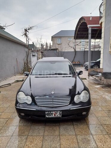 Mercedes C 240 2003, 300,000 km - 2.4 l - Bakı