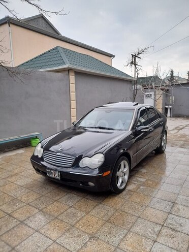 Mercedes C 240 2003, 300,000 km - 2.4 l - Bakı