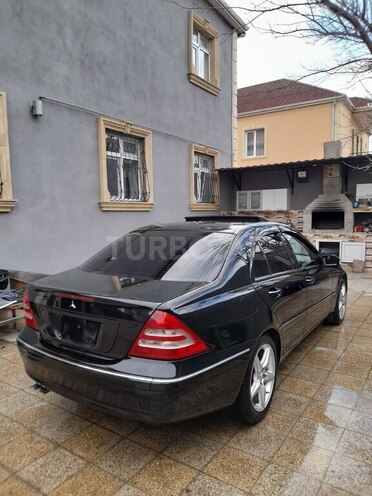 Mercedes C 240 2003, 300,000 km - 2.4 l - Bakı
