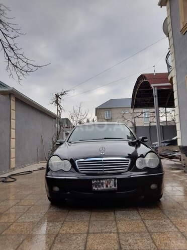 Mercedes C 240 2003, 300,000 km - 2.4 l - Bakı