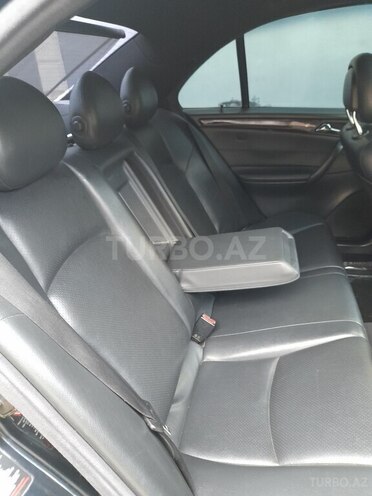 Mercedes C 240 2003, 300,000 km - 2.4 l - Bakı