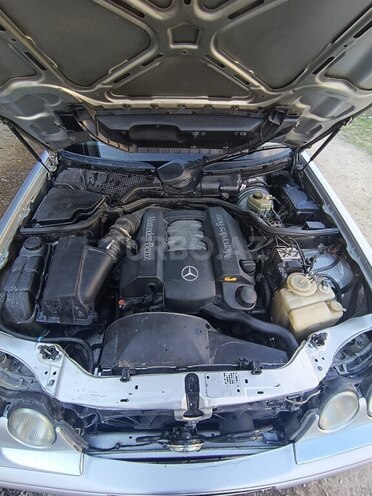 Mercedes E 280 1997, 400,000 km - 2.8 l - Qazax