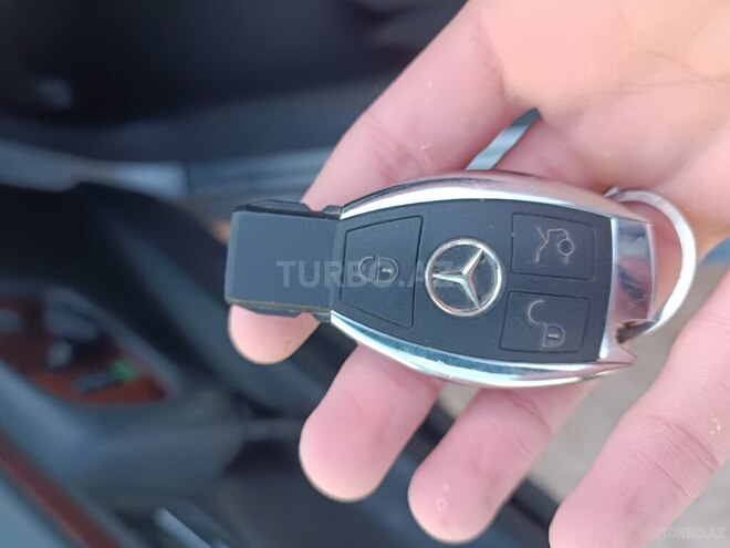 Mercedes E 280 1997, 400,000 km - 2.8 l - Qazax
