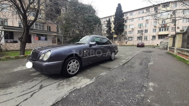 Mercedes E 230 1997, 452,369 km - 2.3 l - Bakı
