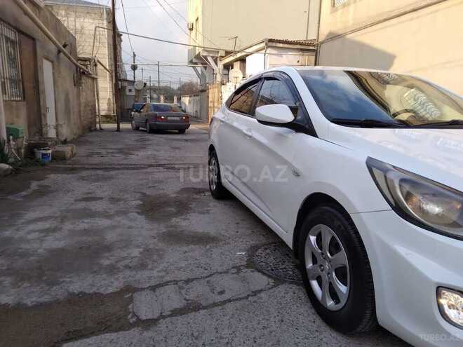 Hyundai Accent 2012, 240,000 km - 1.4 л - Bakı