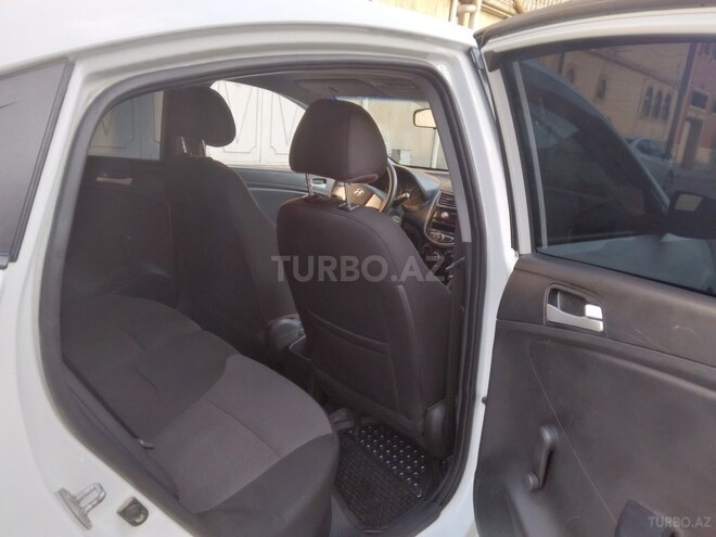 Hyundai Accent 2012, 240,000 km - 1.4 л - Bakı