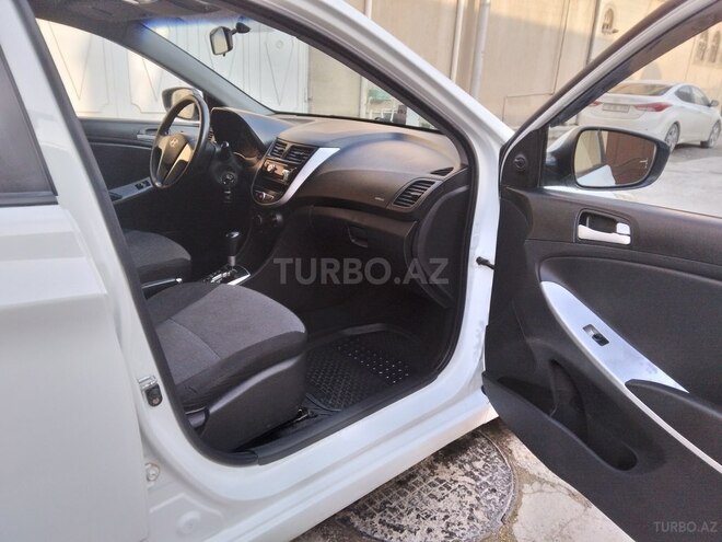 Hyundai Accent 2012, 240,000 km - 1.4 л - Bakı