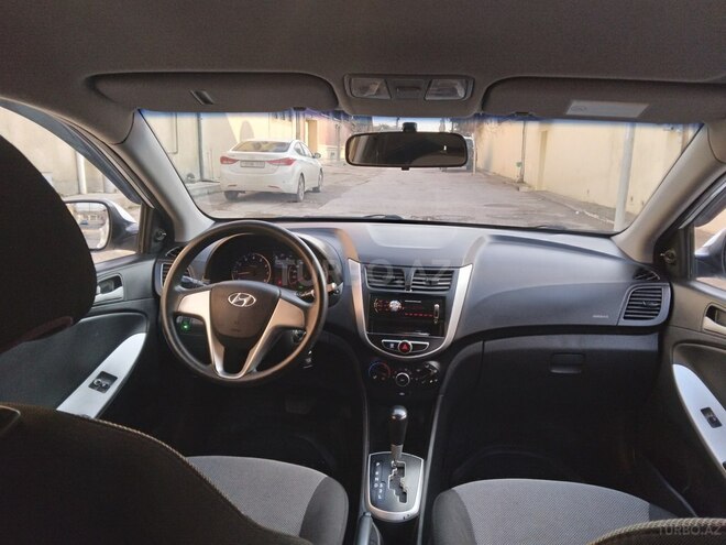 Hyundai Accent 2012, 240,000 km - 1.4 л - Bakı
