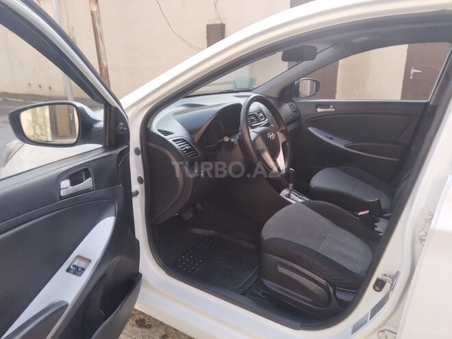 Hyundai Accent 2012, 240,000 km - 1.4 л - Bakı