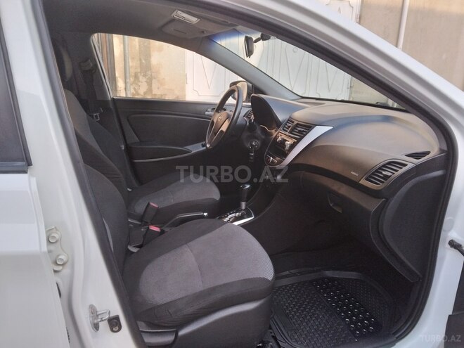 Hyundai Accent 2012, 240,000 km - 1.4 л - Bakı
