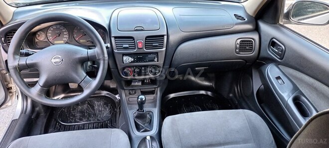 Nissan Sunny 2004, 160,000 km - 1.6 l - Ucar