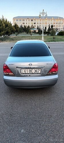 Nissan Sunny 2004, 160,000 km - 1.6 l - Ucar