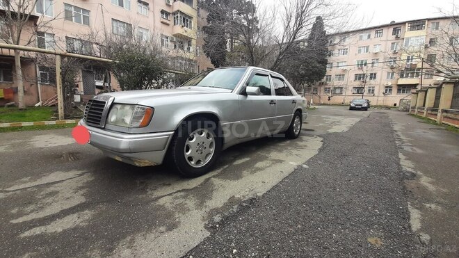 Mercedes E 220 1993, 458,632 km - 2.2 l - Bakı