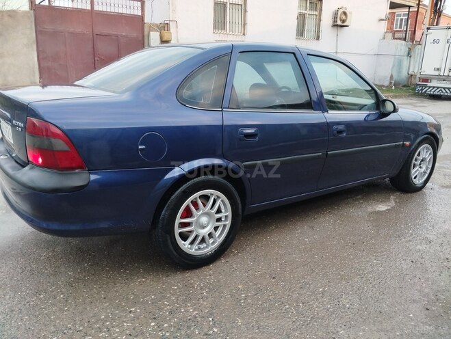 Opel Vectra 1996, 380,000 km - 2.0 l - Sumqayıt