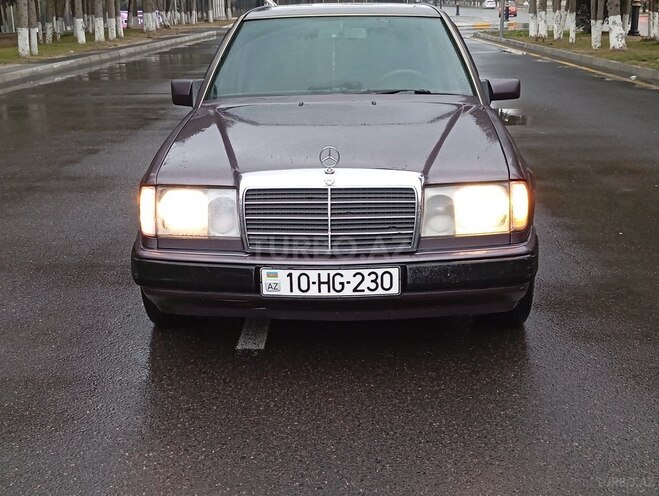 Mercedes E 220 1992, 321,450 km - 2.2 l - Sumqayıt