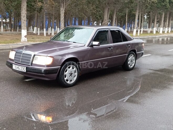Mercedes E 220 1992, 321,450 km - 2.2 l - Sumqayıt