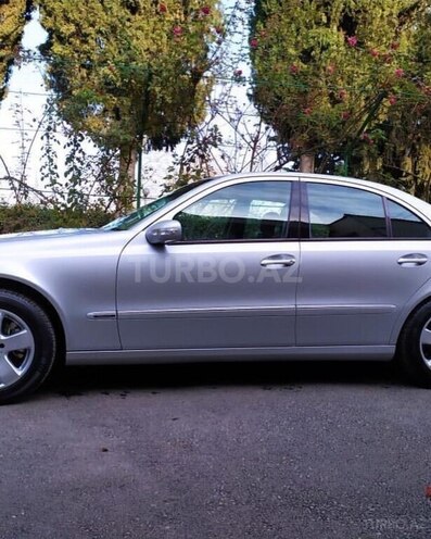 Mercedes E 240 2002, 341,000 km - 2.4 l - Ağcabədi