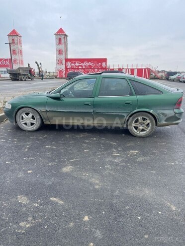 Opel Vectra 1996, 380,000 km - 1.8 л - Bakı