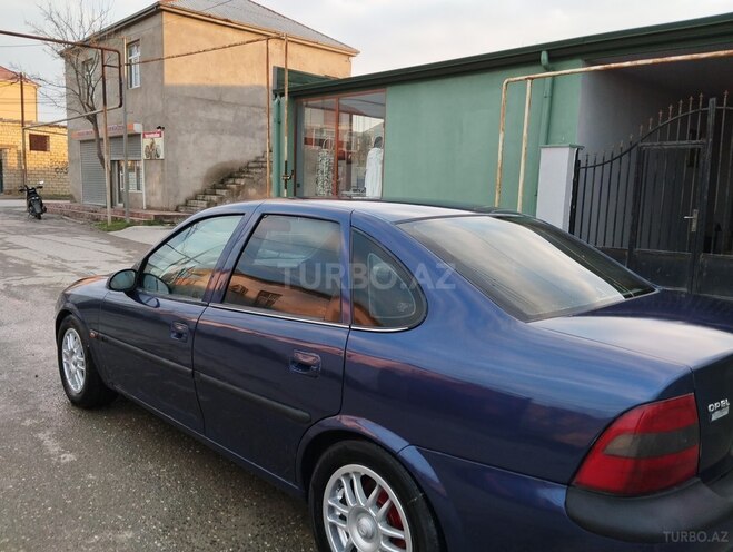 Opel Vectra 1996, 380,000 km - 2.0 l - Sumqayıt