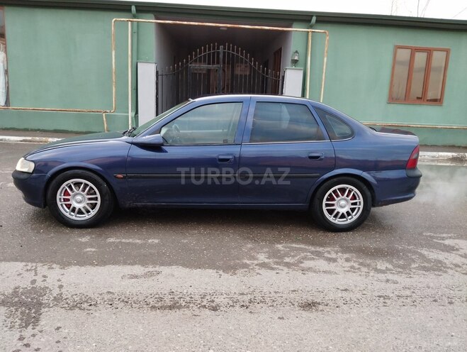 Opel Vectra 1996, 380,000 km - 2.0 l - Sumqayıt