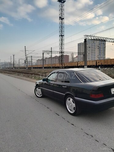 Mercedes C 280 1998, 142,519 km - 2.8 л - Bakı