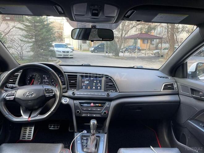 Hyundai Elantra 2018, 111,250 km - 1.6 l - Bakı