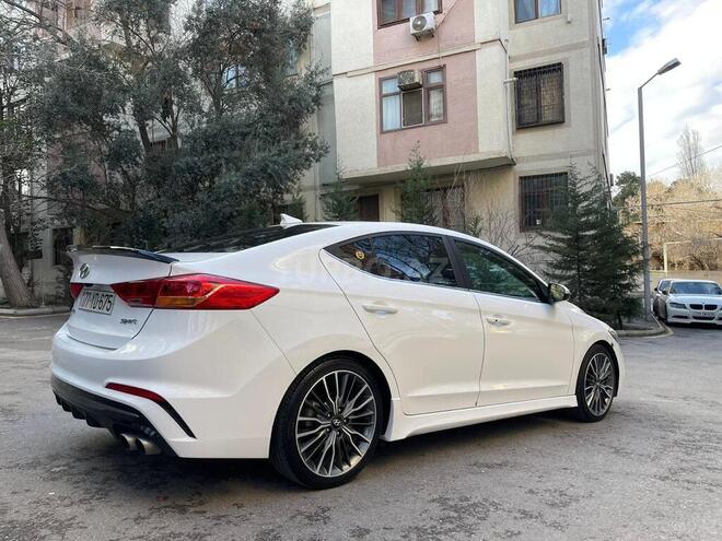 Hyundai Elantra 2018, 111,250 km - 1.6 l - Bakı