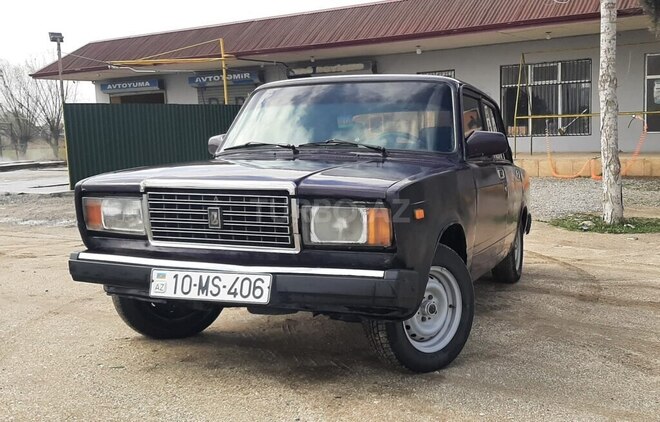 LADA (VAZ) 2107 1999, 500,000 km - 1.6 л - Salyan
