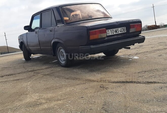 LADA (VAZ) 2107 1999, 500,000 km - 1.6 л - Salyan