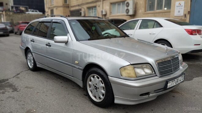 Mercedes C 180 2000, 200,000 km - 1.8 l - Bakı