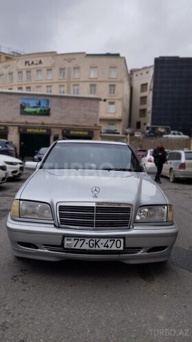 Mercedes C 180 2000, 200,000 km - 1.8 l - Bakı